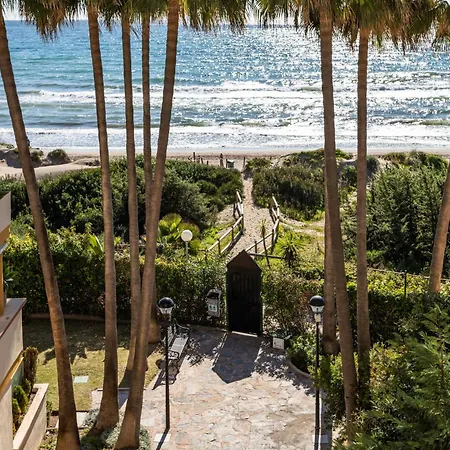 2 Estudios En La Romana Playa, Uno Con Vista Parcial Mar Y Otro Vista A La Piscina * Marbella