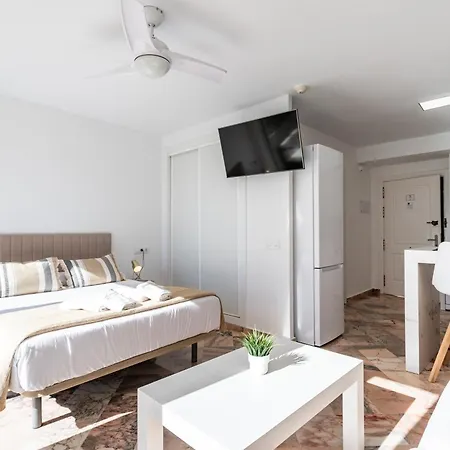 2 Estudios En La Romana Playa, Uno Con Vista Parcial Mar Y Otro Vista A La Piscina アパート マルベーリャ